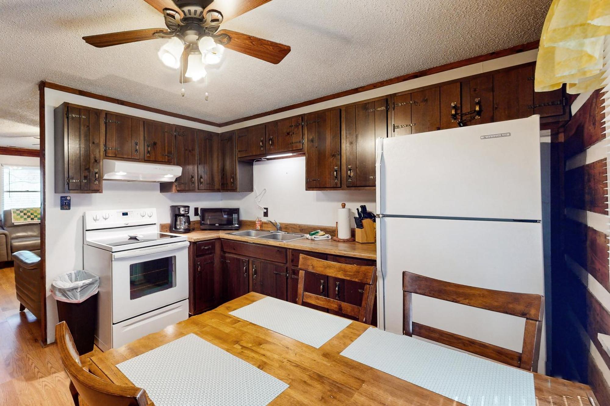 2 Bed 2 Bath Vacation Home In Whittier II Bagian luar foto