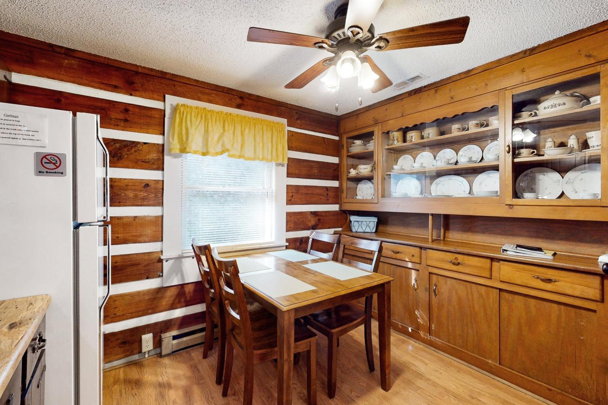 2 Bed 2 Bath Vacation Home In Whittier II Bagian luar foto